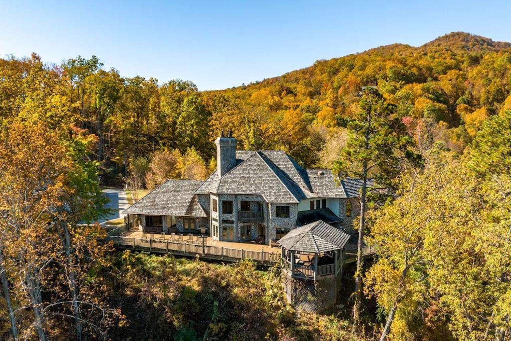 Mountain Bliss: Estate W/ Views~Firepit~Hot Tub~Gburg 5Min~3 Pools Villa Gatlinburg Exterior photo